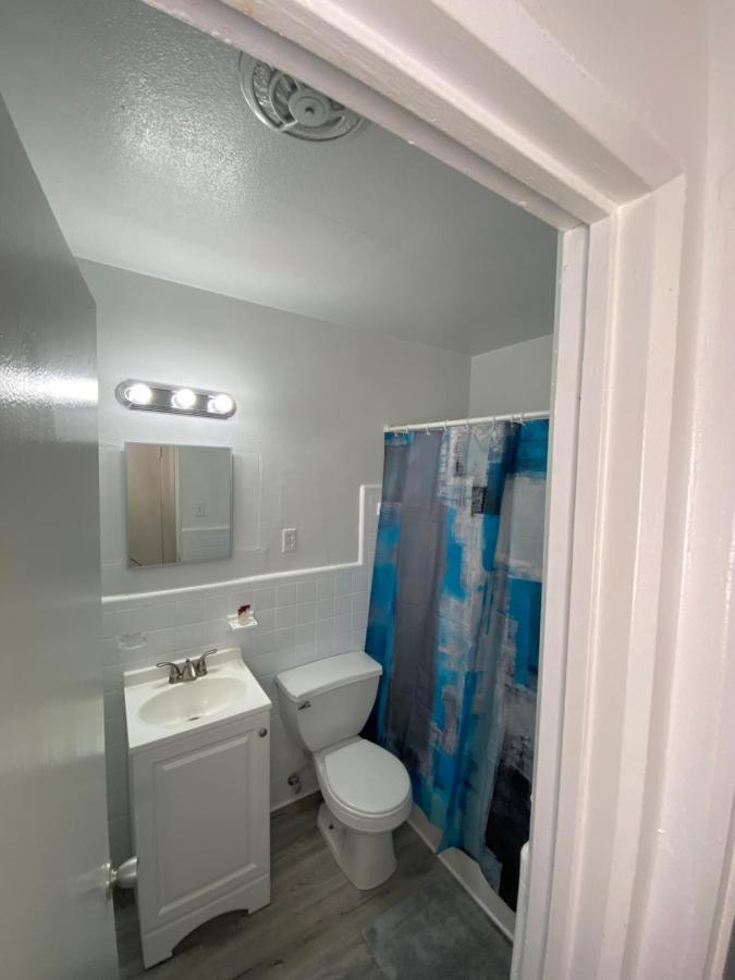 Uptown Inn & Suites St. Petersburg Kültér fotó