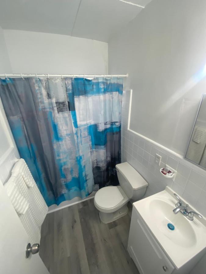 Uptown Inn & Suites St. Petersburg Kültér fotó